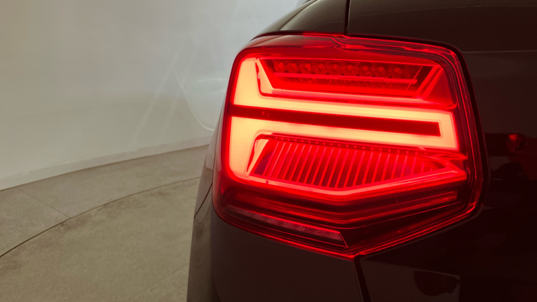 Audi Q2 35 TFSI Black Edition 5dr S Tronic Petrol Estate